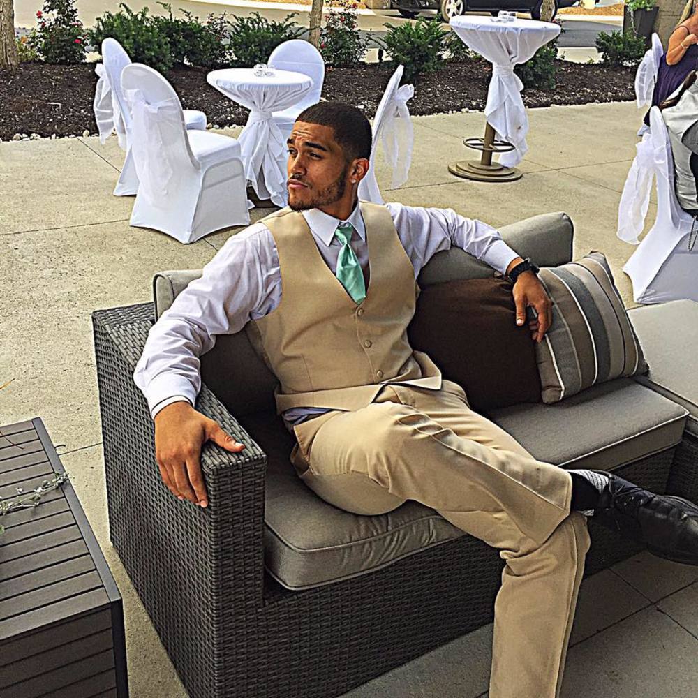 Meet your Posher, Jordan Minton